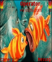fish kiss