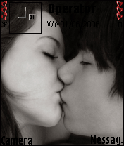 LOVE EST KISS